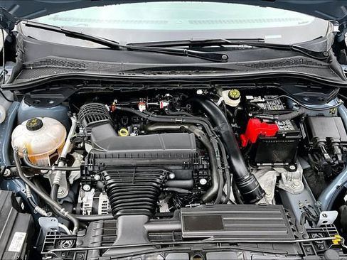 Used 2025 Ford Escape Platinum image 30