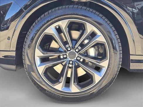 New 2026 Audi Q7 3.0T Premium Plus image 9