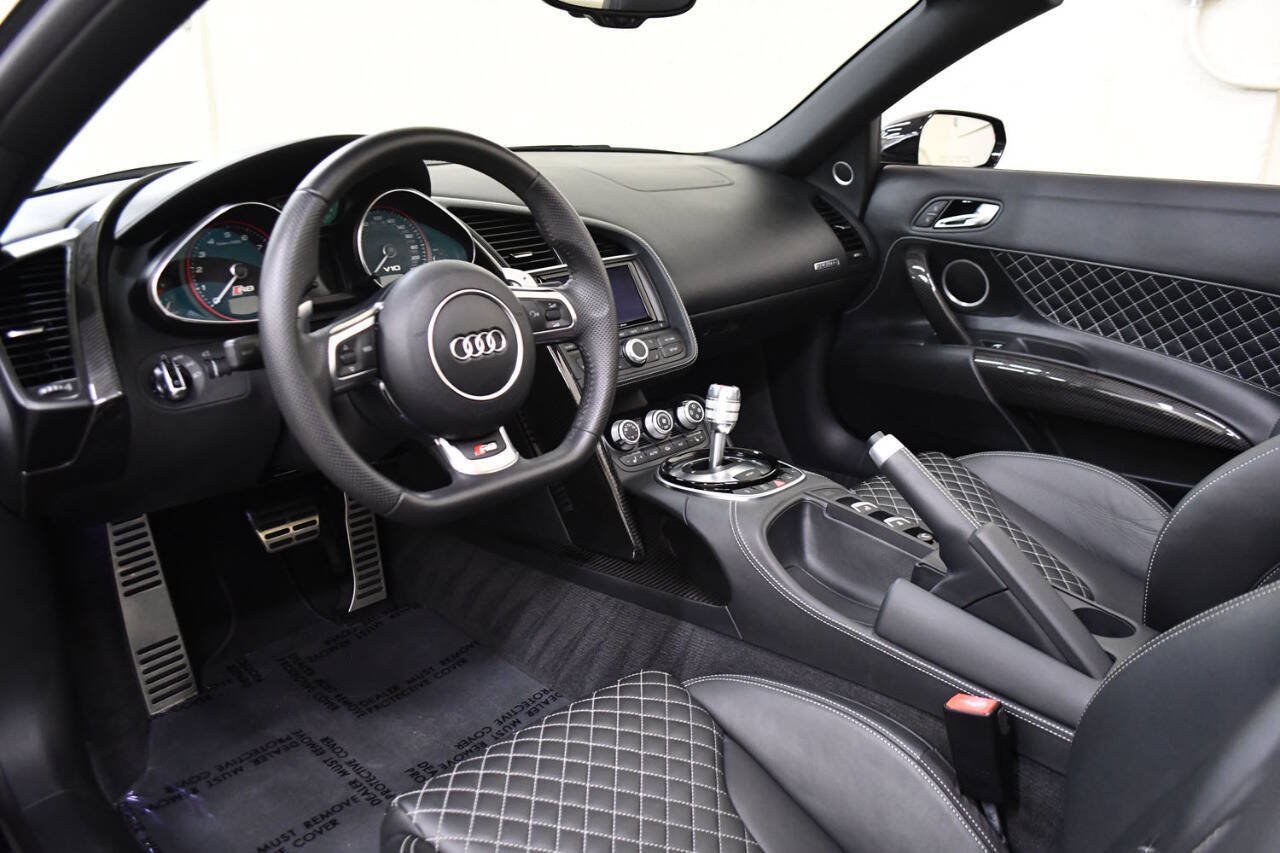 Used 2015 Audi R8 V10 AWD/4WD image 13