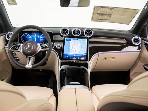 New 2026 Mercedes-Benz GLC 300 4MATIC image 11