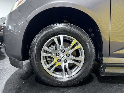 Used 2011 Honda Odyssey EX-L image 33