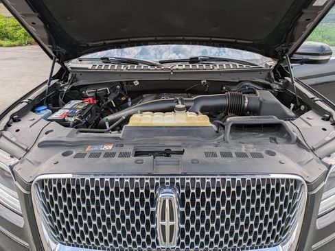 Used 2019 Lincoln Navigator Reserve AWD/4WD image 28