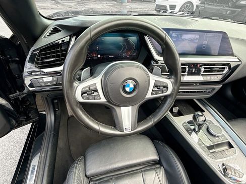 Used 2019 BMW Z4 sDrive30i w/ M Sport Package image 12