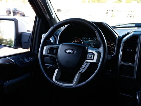 Used 2020 Ford F150 Lariat AWD/4WD image 32