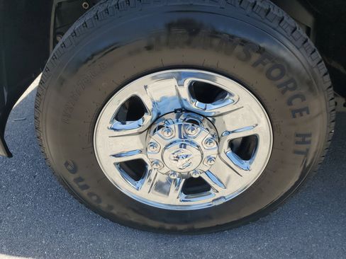 Used 2024 RAM 2500 Big Horn w/ Bed Utility Group image 27