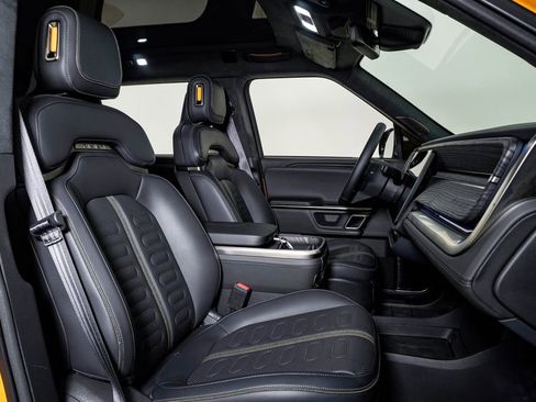 Used 2023 Rivian R1S Adventure image 15