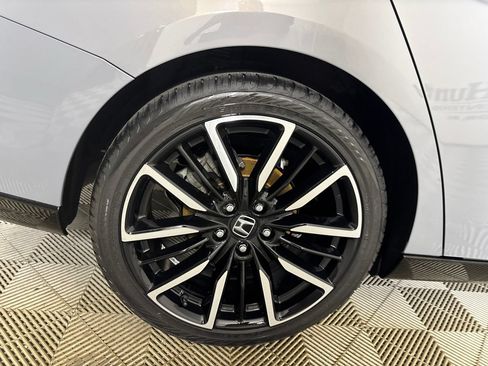 Used 2023 Honda Accord Touring image 30