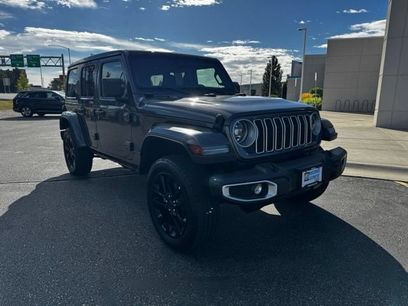 Used 2025 Jeep Wrangler Unlimited Sahara w/ Safety Group