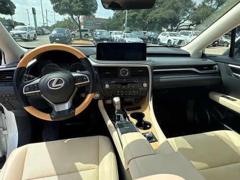 Used 2022 Lexus RX 350L FWD w/ Premium Package image 18