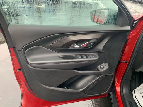 Used 2023 GMC Terrain SLE w/ Driver Convenience Package image 20