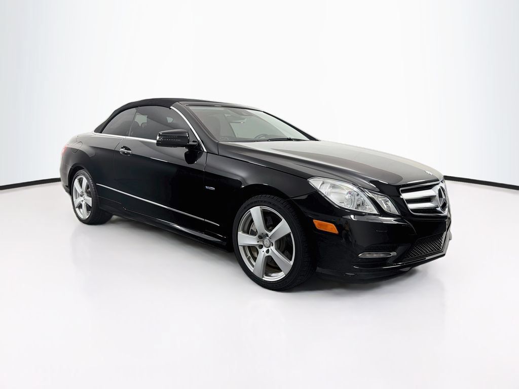Used 2012 Mercedes-Benz E 550 Cabriolet image 2