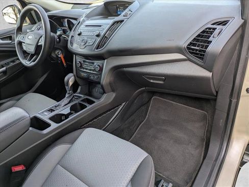 Used 2018 Ford Escape SE image 20