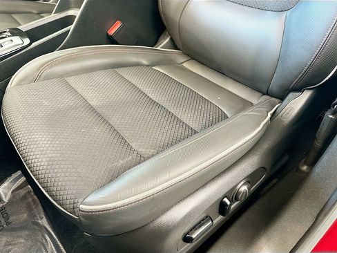 Used 2023 Chevrolet TrailBlazer RS w/ Convenience Package FWD image 18