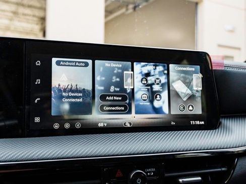 Used 2026 Nissan Kicks SR image 16