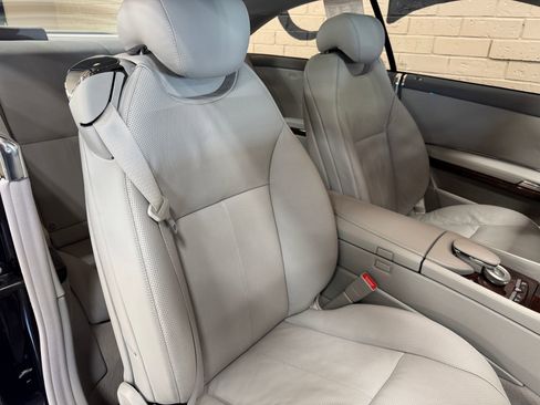 Used 2011 Mercedes-Benz CL 550 4MATIC image 27