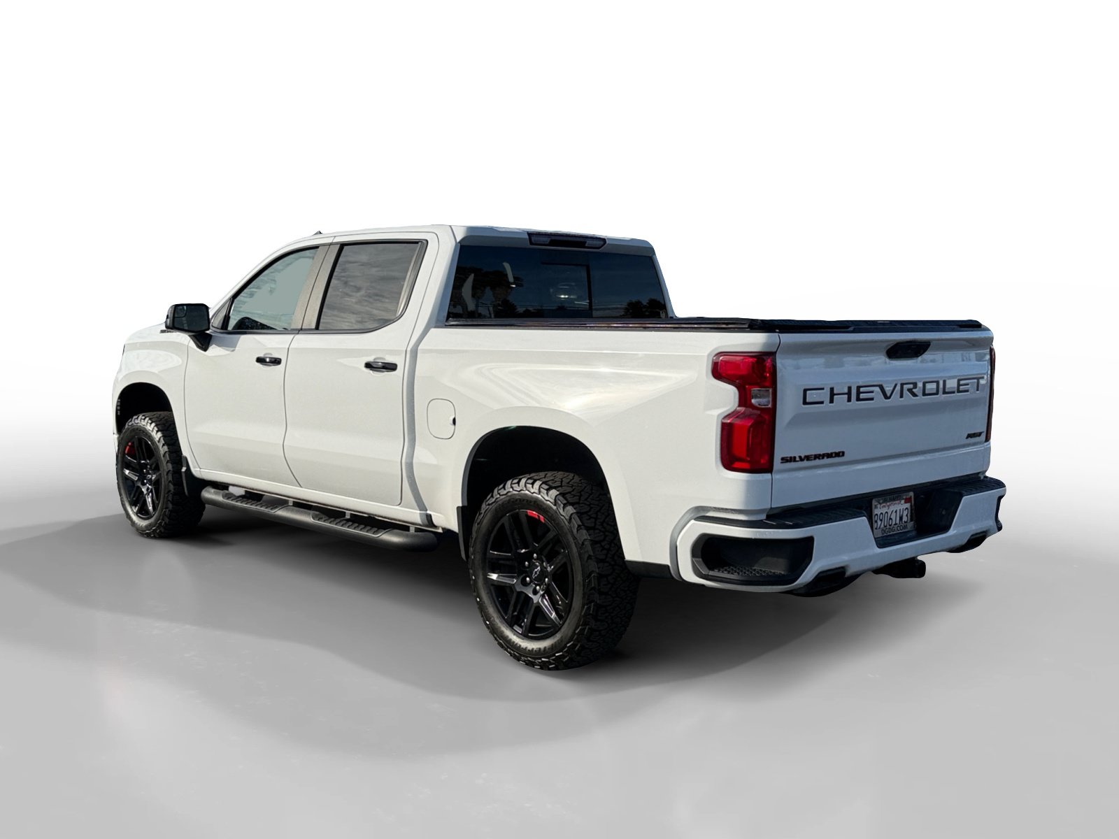 Used 2023 Chevrolet Silverado 1500 RST w/ Redline Edition AWD/4WD image 3
