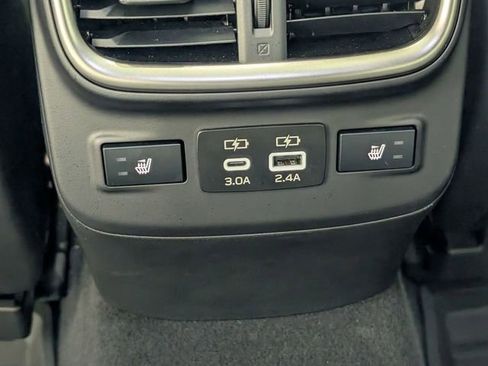 Used 2025 Subaru Outback Limited AWD/4WD image 27