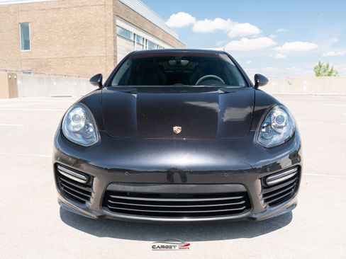 Used 2014 Porsche Panamera GTS AWD/4WD image 2
