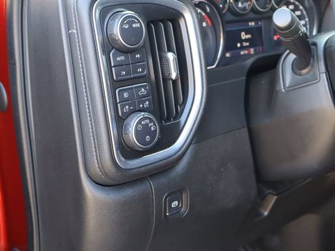 Used 2021 Chevrolet Silverado 1500 LT Trail Boss w/ Convenience Package II AWD/4WD image 23