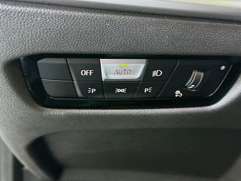 Used 2025 BMW 330i xDrive Sedan image 17