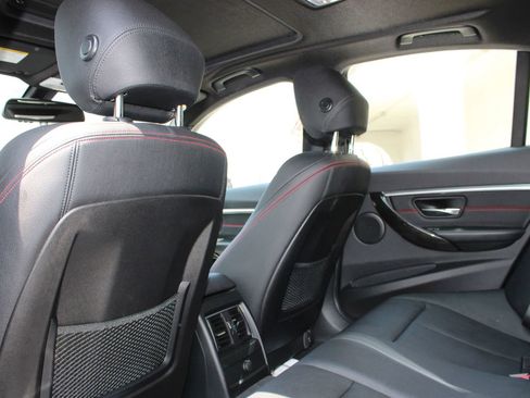 Used 2017 BMW 330i Sedan RWD image 13