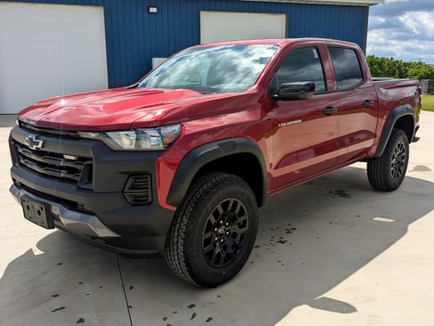 New 2026 Chevrolet Colorado Trail Boss AWD/4WD image 1