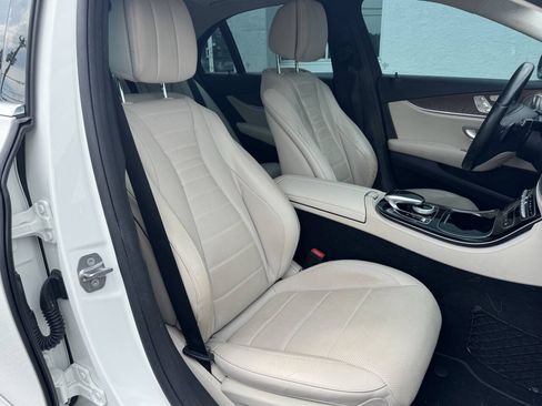 Used 2017 Mercedes-Benz E 300 image 10