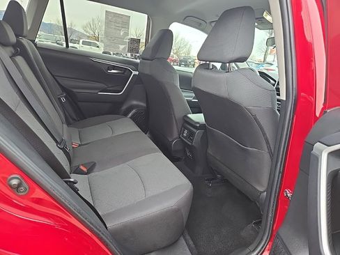 Used 2025 Toyota RAV4 XLE image 26