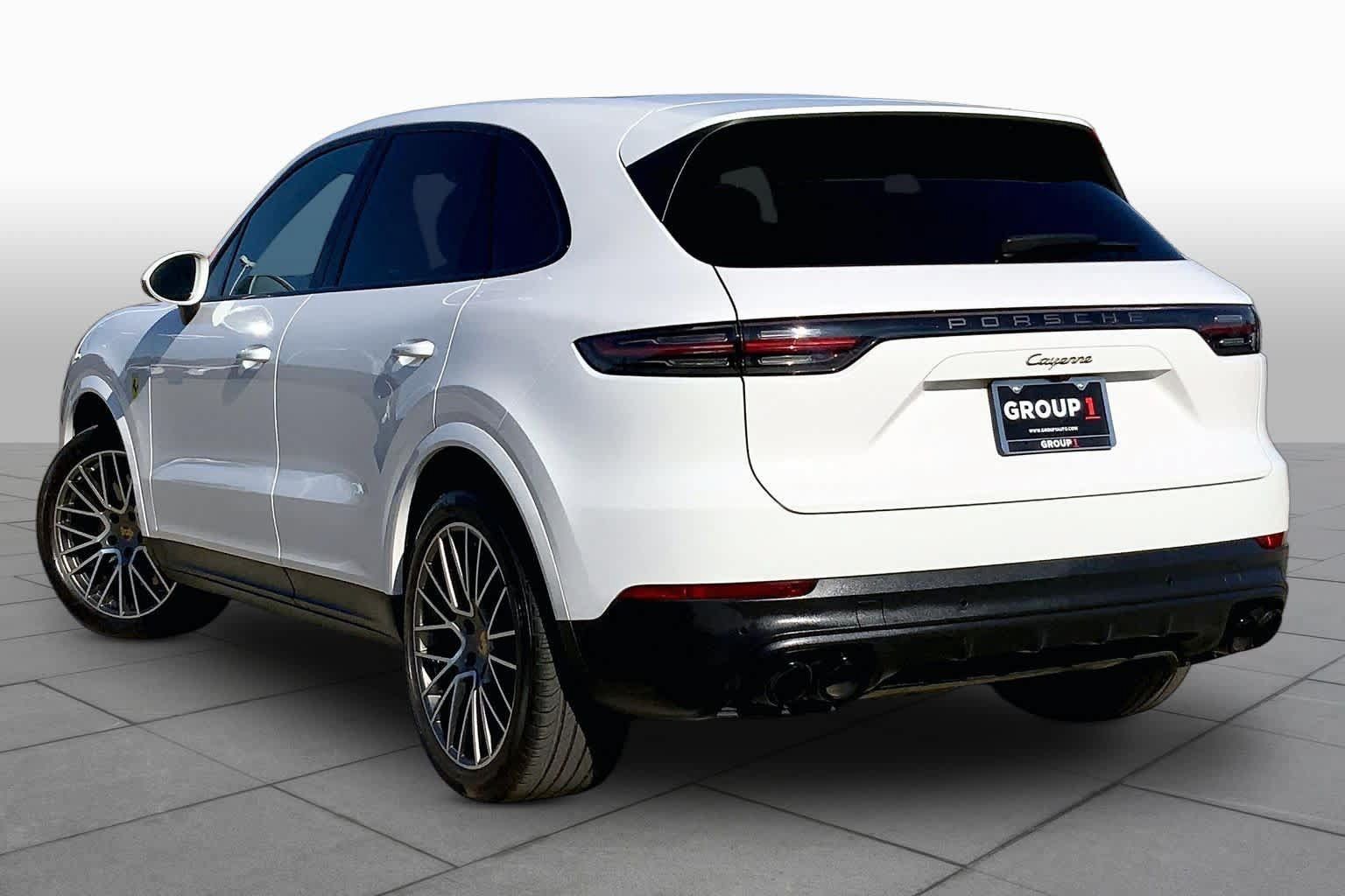 Used 2022 Porsche Cayenne Platinum Edition AWD/4WD image 12