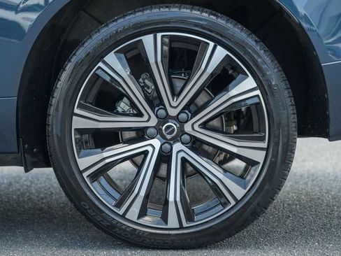Used 2023 Volvo XC60 B5 Ultimate w/ Climate Package AWD/4WD image 18