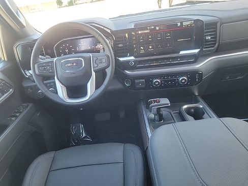 New 2026 GMC Sierra 1500 SLT w/ SLT Convenience Package RWD image 26