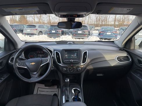 Used 2018 Chevrolet Equinox LT image 11