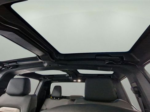 New 2025 GMC Hummer EV 3X w/ LPO, Sport Package image 24