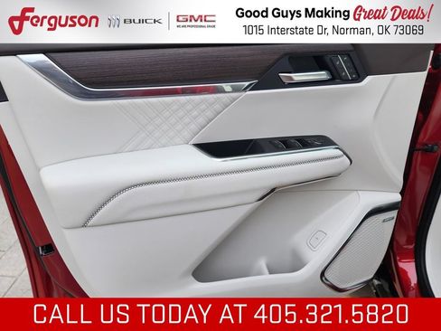 New 2026 GMC Acadia Denali w/ Super Cruise Package FWD image 13