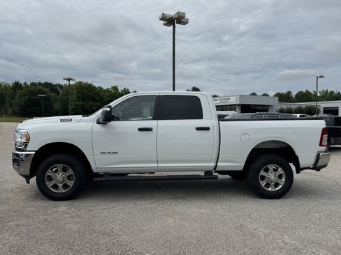 Used 2024 RAM 2500 Big Horn w/ Bed Utility Group AWD/4WD image 8