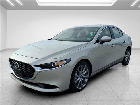 Used 2025 MAZDA MAZDA3 s FWD image 4