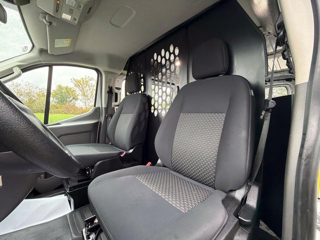 Used 2025 Ford Transit 250 Low Roof w/ Exterior Upgrade Package RWD image 27