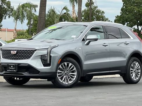 Used 2024 Cadillac XT4 Premium Luxury AWD/4WD image 8