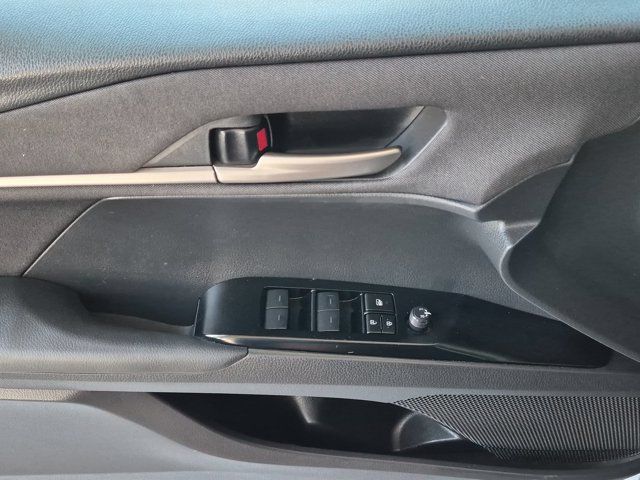 Used 2025 Toyota Camry LE w/ Convenience Package FWD image 18