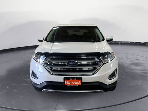 Used 2017 Ford Edge Titanium w/ Technology Package AWD/4WD image 3