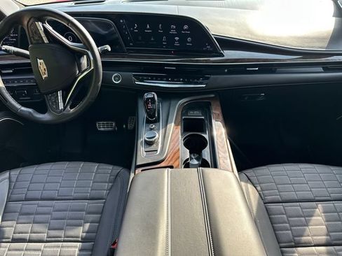 Used 2023 Cadillac Escalade Sport Platinum w/ LPO, ONYX Package AWD/4WD image 22