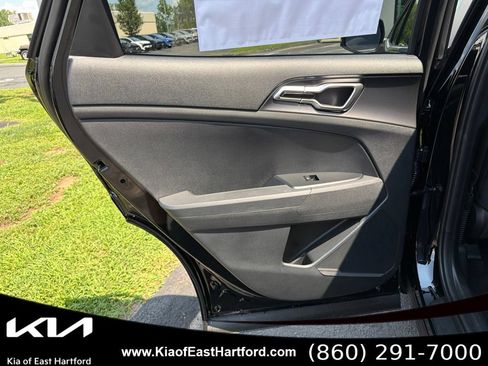 New 2026 Kia Sportage LX w/ LX Convenience Package AWD/4WD image 17