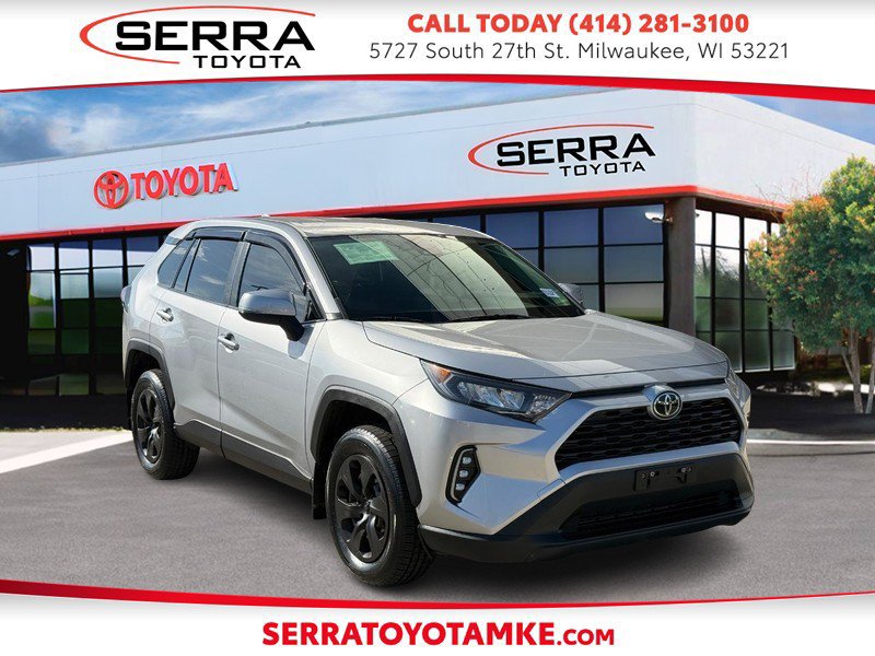 Used 2022 Toyota RAV4 LE AWD/4WD image 1