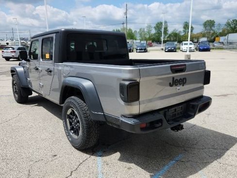 Used 2020 Jeep Gladiator Sport w/ Quick Order Package 24S AWD/4WD image 3