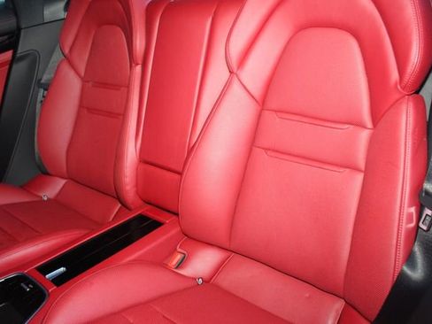 Used 2018 Porsche Panamera 4 image 24