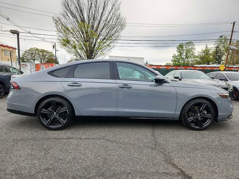 Used 2023 Honda Accord Sport image 7