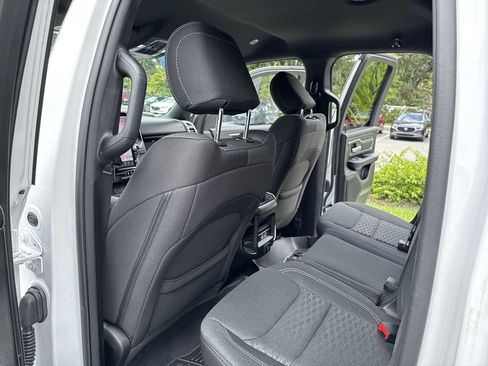 Used 2025 RAM 1500 Big Horn AWD/4WD image 34