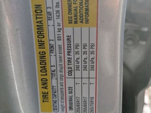 Used 2017 Chevrolet Colorado Z71 image 16