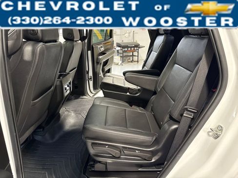 Used 2022 Chevrolet Tahoe Z71 w/ Luxury Package image 18