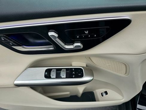 Certified 2025 Mercedes-Benz GLC 300 4MATIC image 26